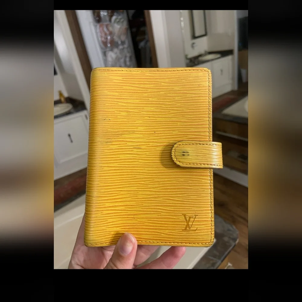 Louis Vuitton Preloved Yellow Leather Agenda  Was Mine Dust Cover Code